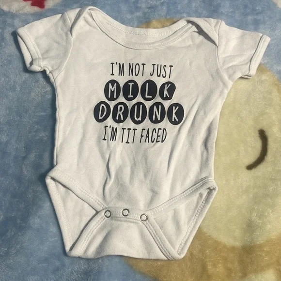 3 Baby ítems 0-3 months - Picture 4 of 5